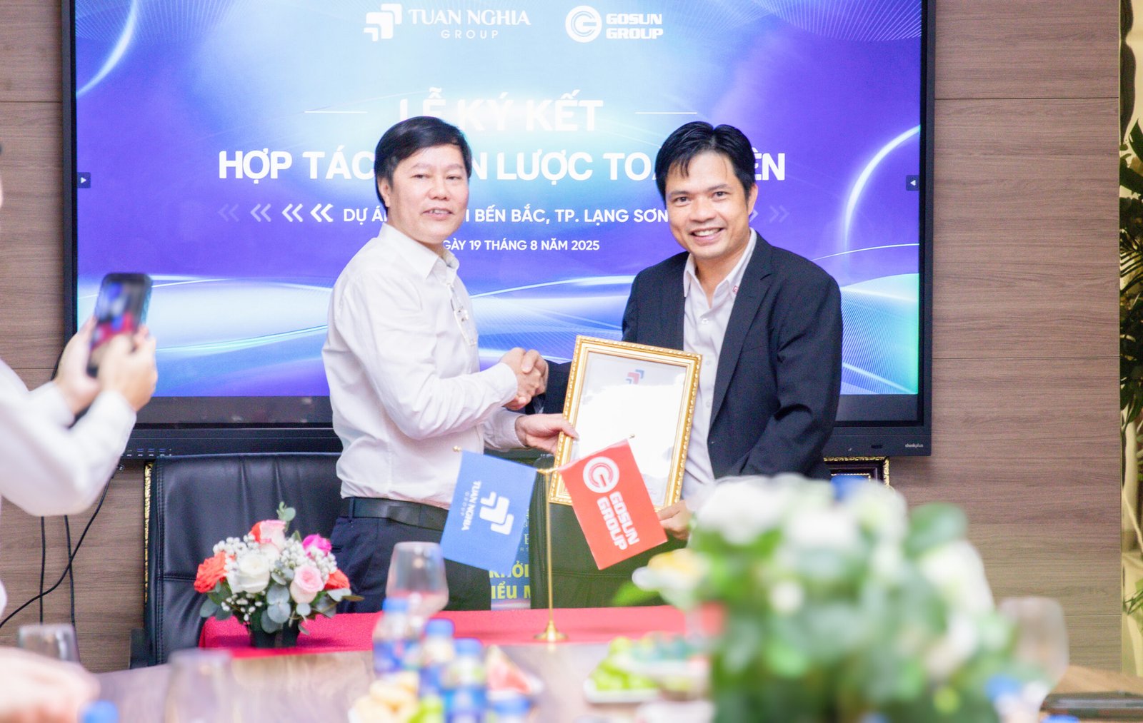 Ký kết hợp tác khu đô thị mới Bến Bắc với Gosun Group